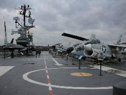 NY051(IntrepidMuseum)